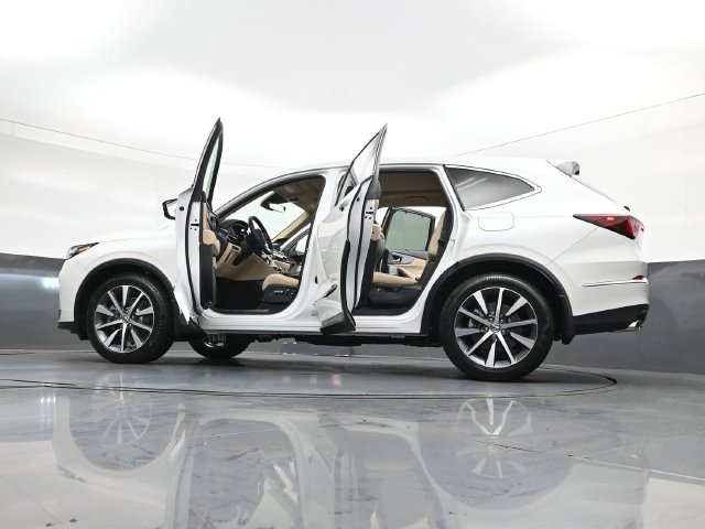 New 2026 Acura MDX w/ Technology Package FWD image 32
