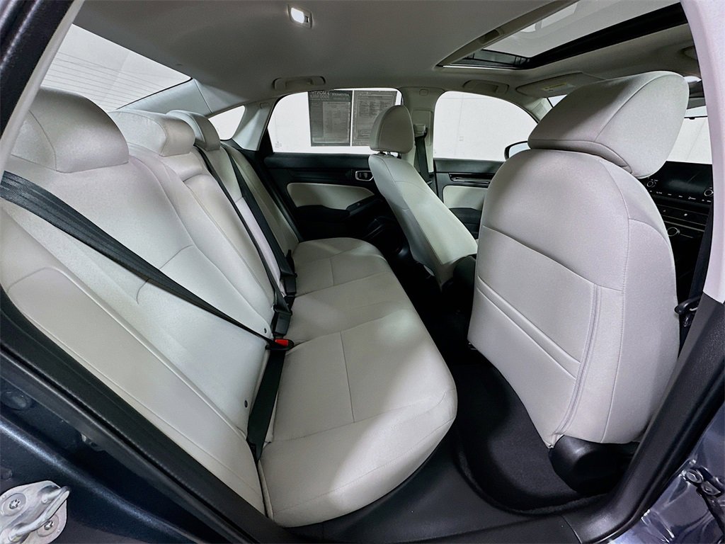 Used 2023 Honda Civic EX image 9