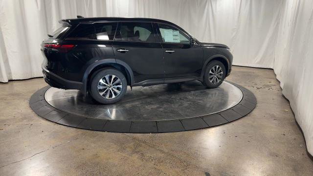 Certified 2025 INFINITI QX60 Pure image 2