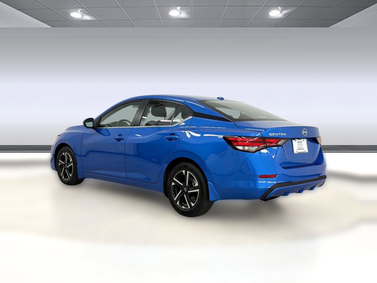 Used 2025 Nissan Sentra SV w/ All-Weather Package FWD image 3