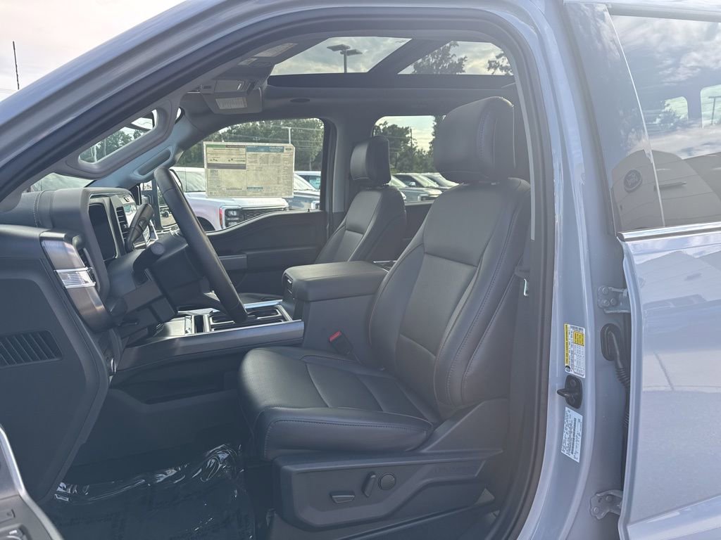 New 2025 Ford F250 Lariat w/ Lariat Ultimate Package image 10