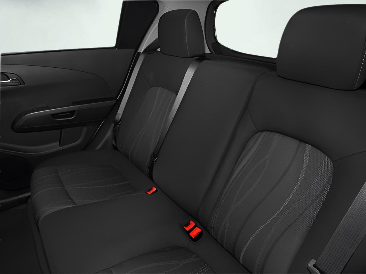 Used 2014 Chevrolet Sonic LT image 46