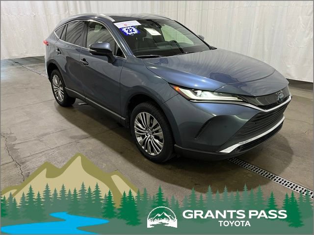Certified 2022 Toyota Venza XLE AWD/4WD video 1