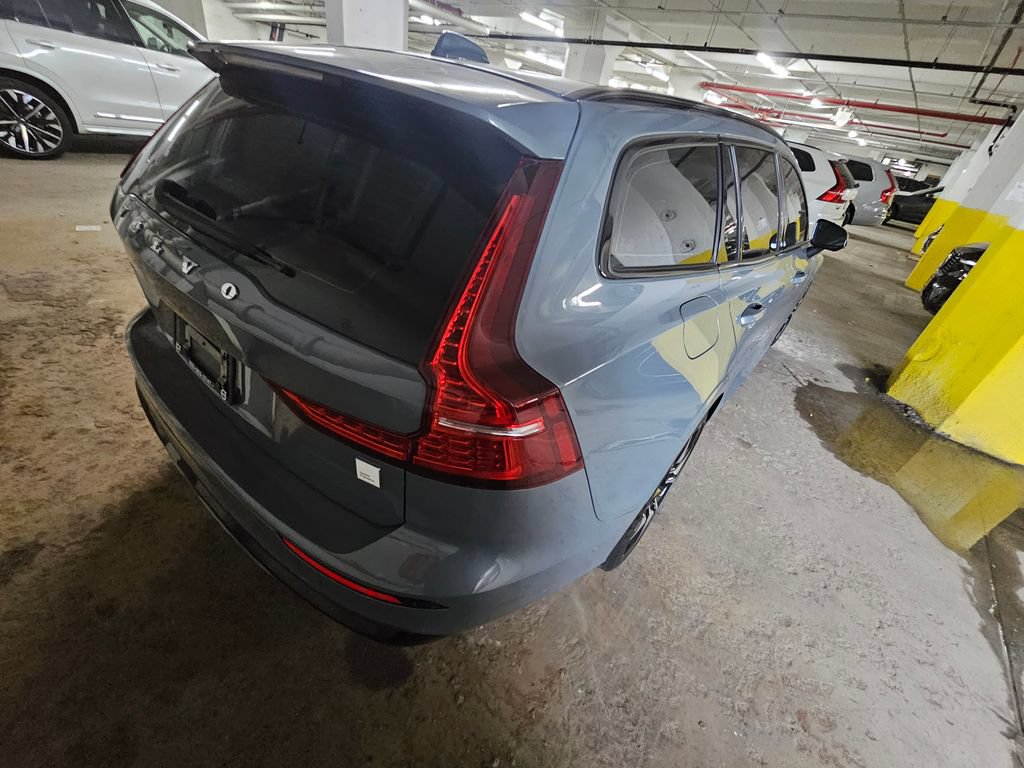 Certified 2023 Volvo V60 T8 Polestar AWD/4WD image 3