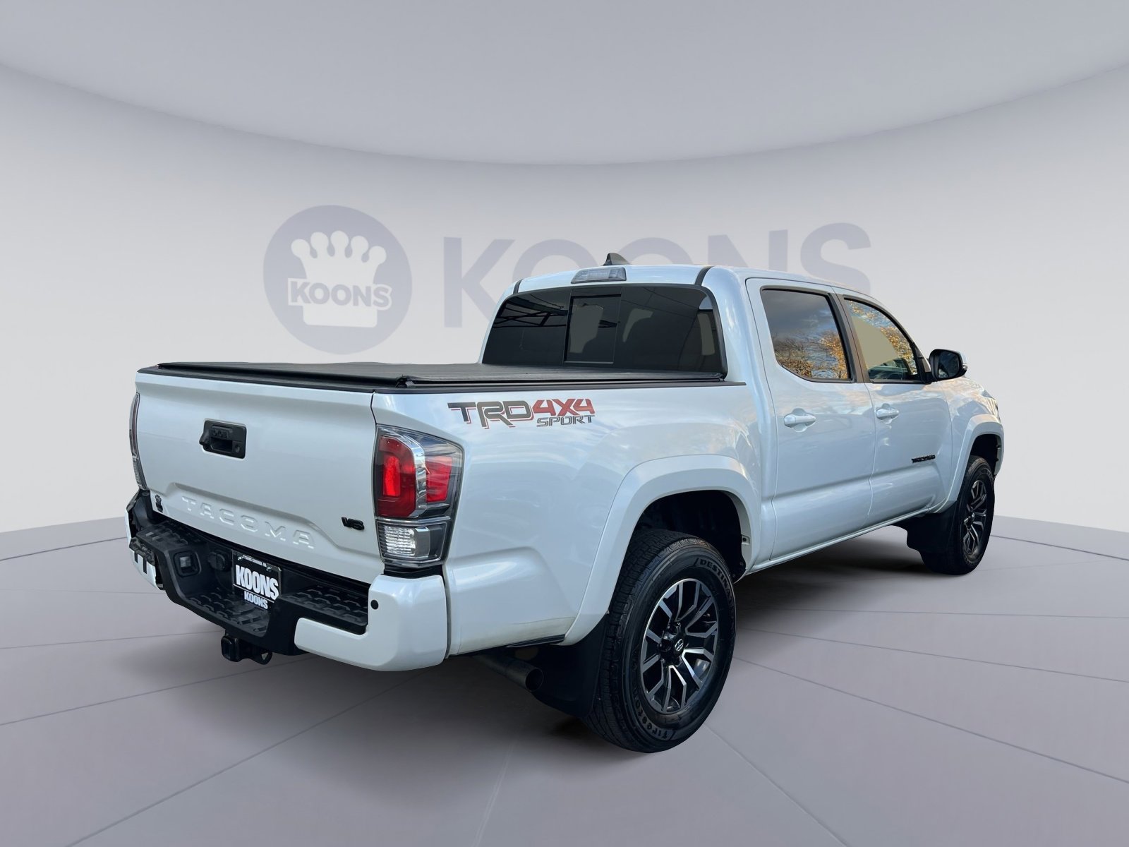 Used 2023 Toyota Tacoma TRD Sport image 2