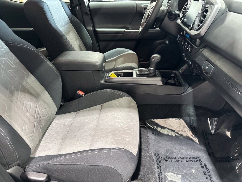 Certified 2023 Toyota Tacoma TRD Sport AWD/4WD image 18