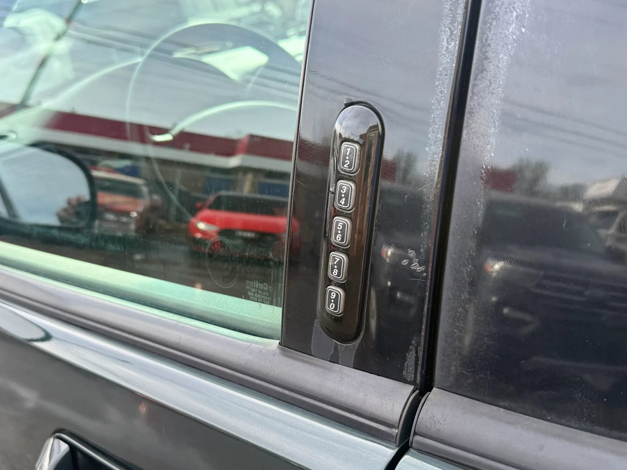 Used 2002 Ford Explorer XLT image 14