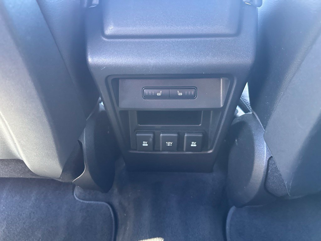Used 2019 Land Rover Discovery Sport HSE AWD/4WD image 12