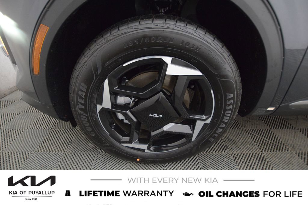 New 2026 Kia Sportage EX image 21