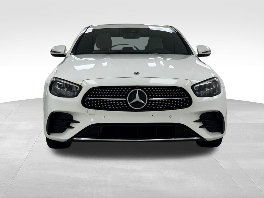 Used 2023 Mercedes-Benz E 350 Sedan image 2