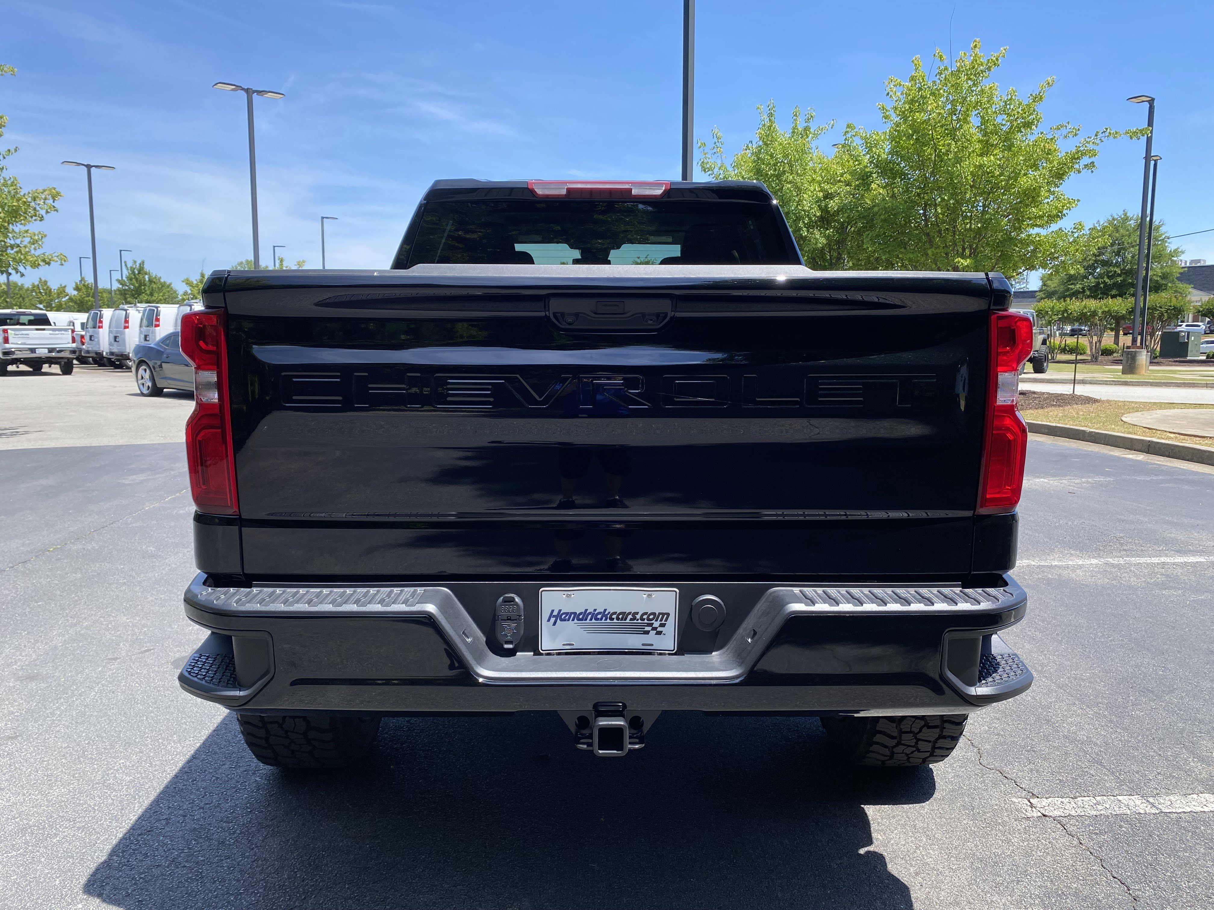 Used 2026 Chevrolet Silverado 1500 RST w/ RST Select Package AWD/4WD image 8