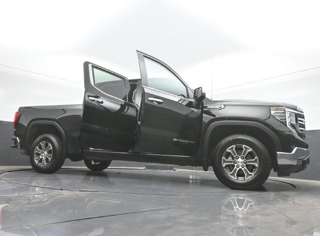 Used 2025 GMC Sierra 1500 SLT RWD image 46