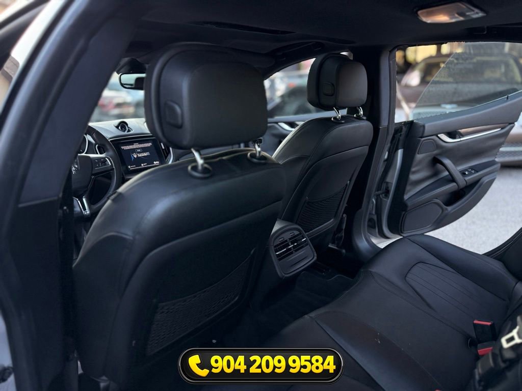 Used 2018 Maserati Ghibli image 25