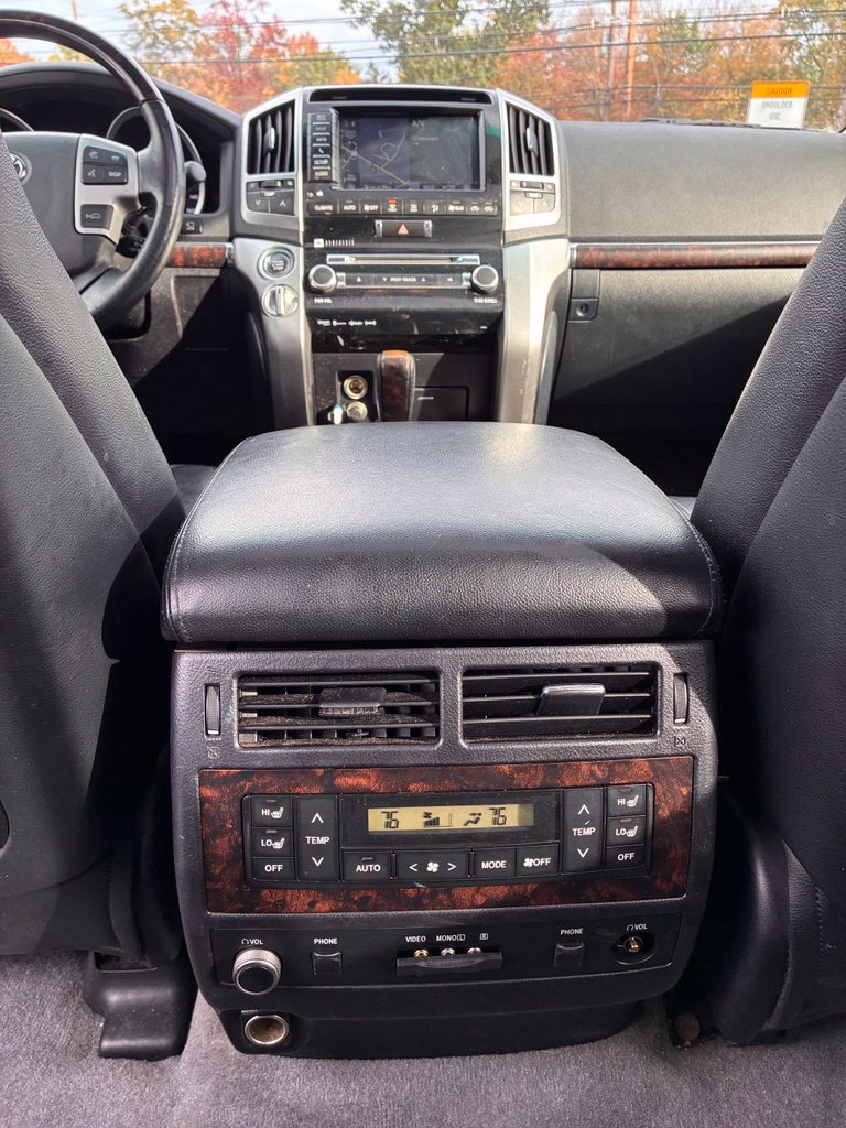 Used 2013 Toyota Land Cruiser AWD/4WD image 19