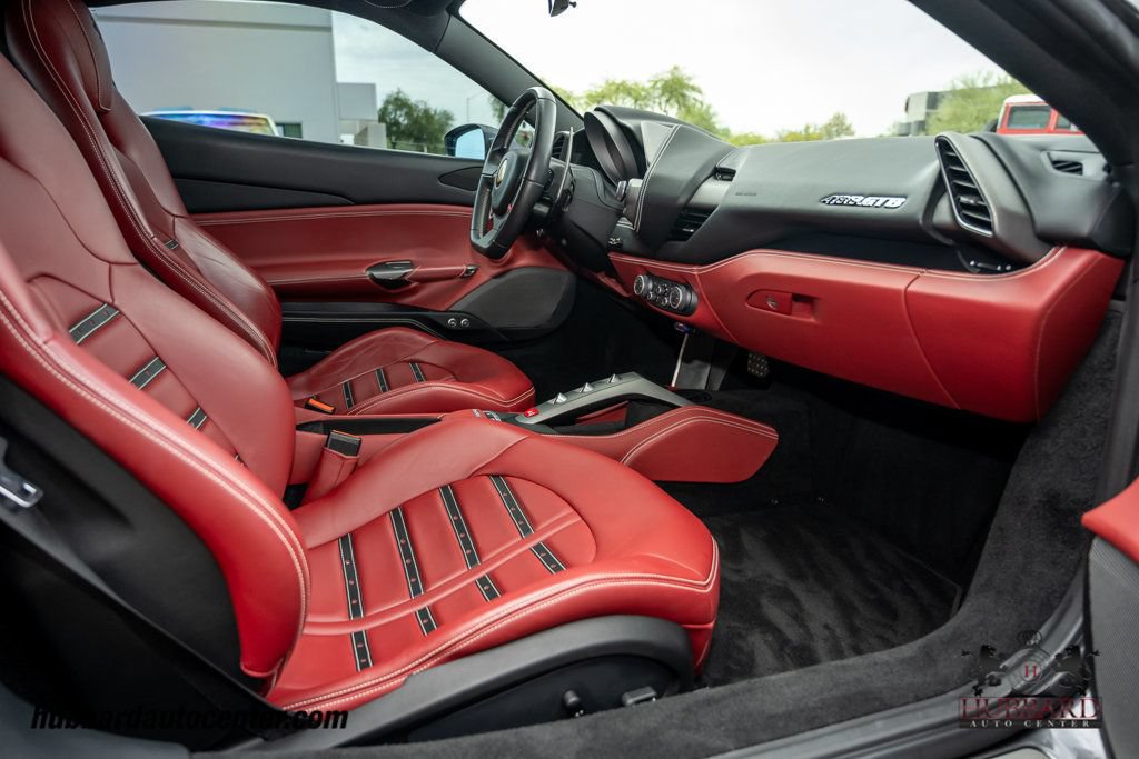 Used 2017 Ferrari 488 GTB RWD image 27