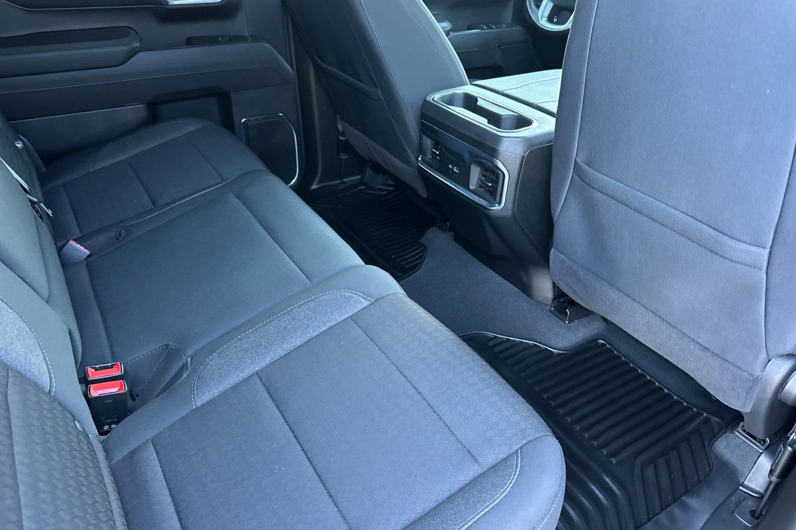 Used 2025 GMC Sierra 1500 Elevation w/ X31 Off-Road Package AWD/4WD image 19