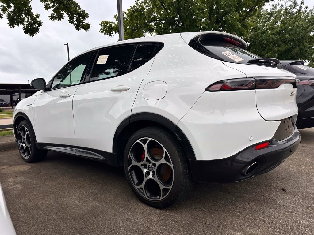 Used 2024 Alfa Romeo Tonale Veloce image 5