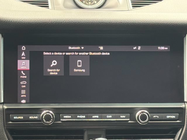 Used 2019 Porsche Macan AWD/4WD image 15