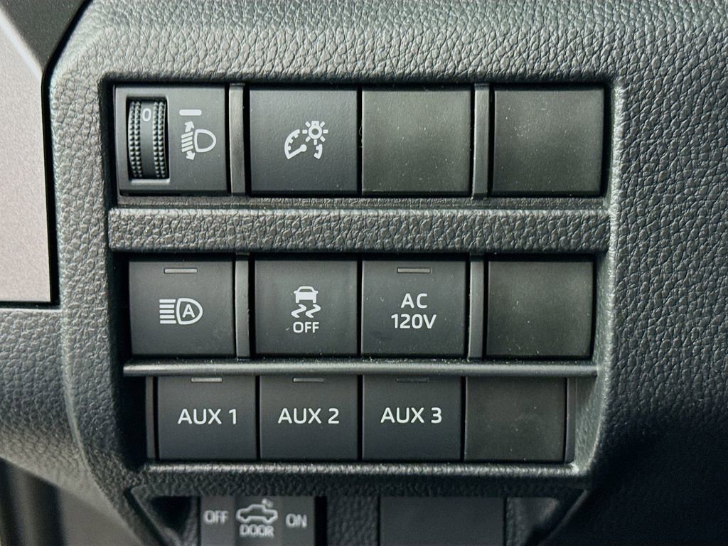 New 2025 Toyota Tacoma TRD Off-Road image 9