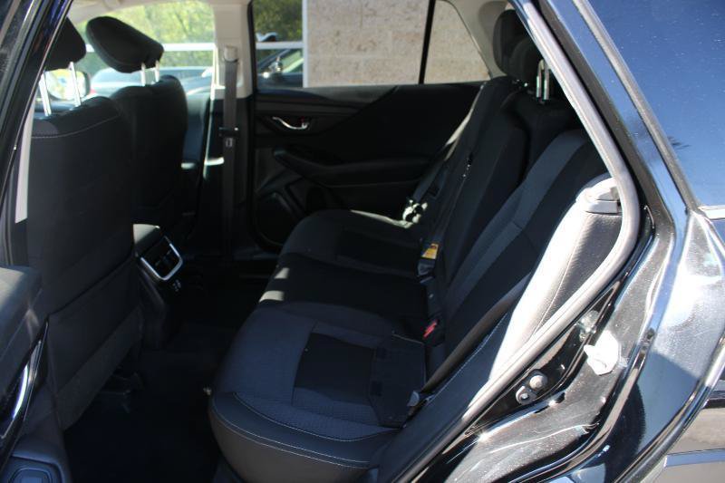 Used 2023 Subaru Outback Premium AWD/4WD image 10