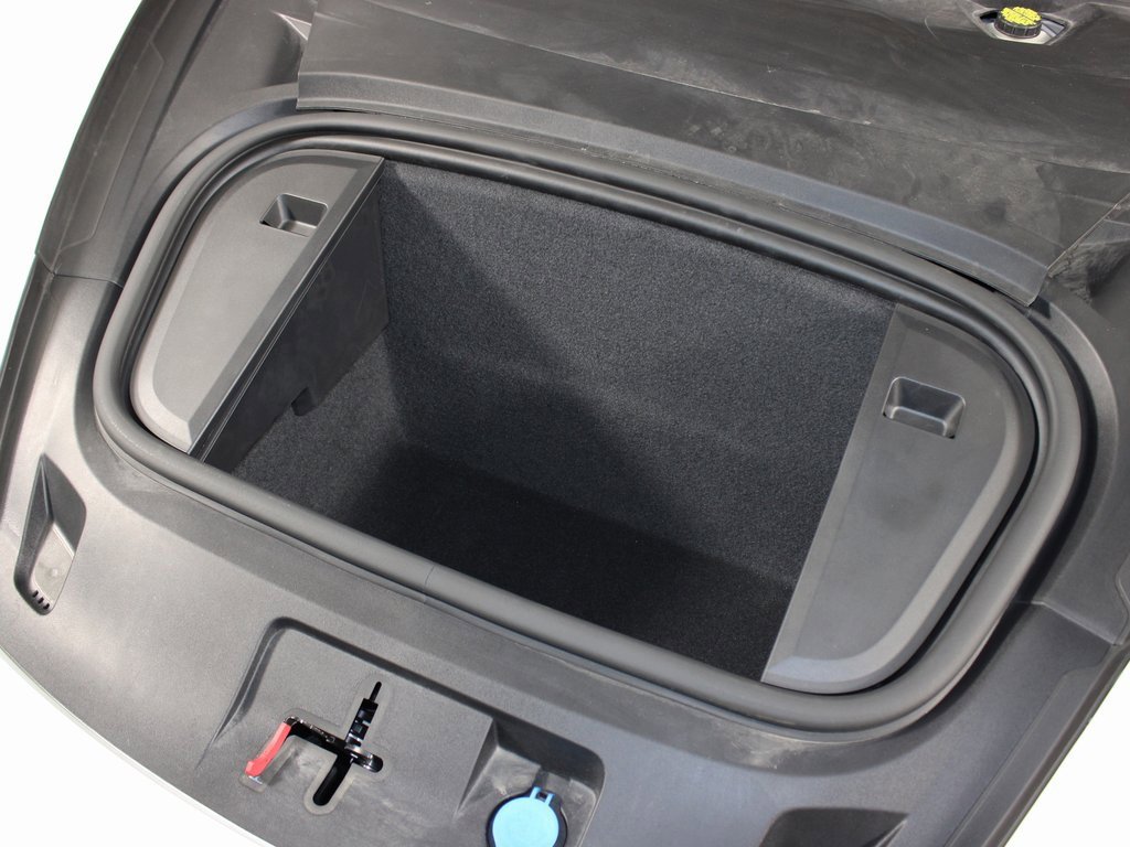 Used 2020 Porsche Taycan Turbo image 12