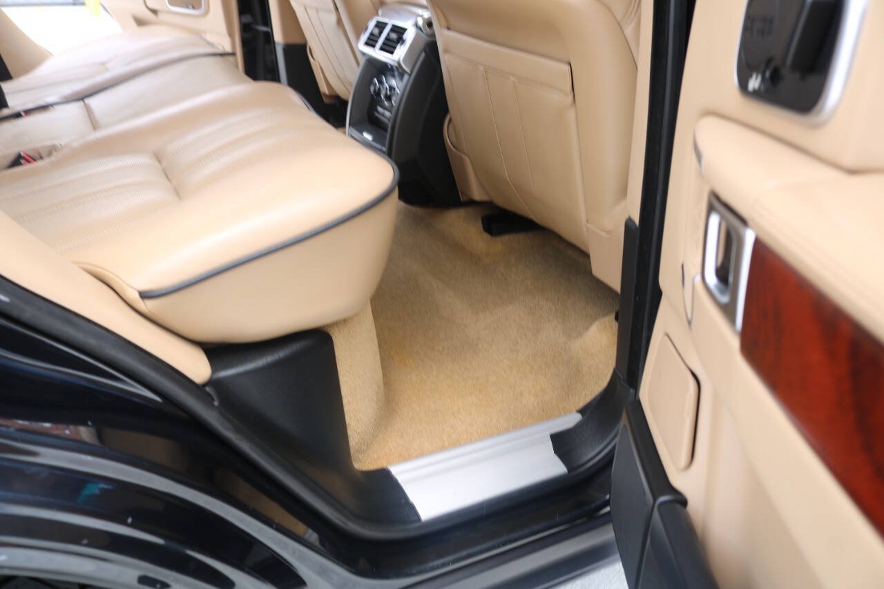 Used 2012 Land Rover Range Rover Supercharged AWD/4WD image 44