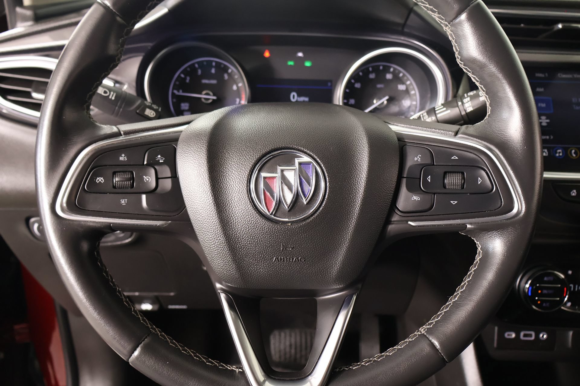 Used 2021 Buick Encore GX Select FWD image 3
