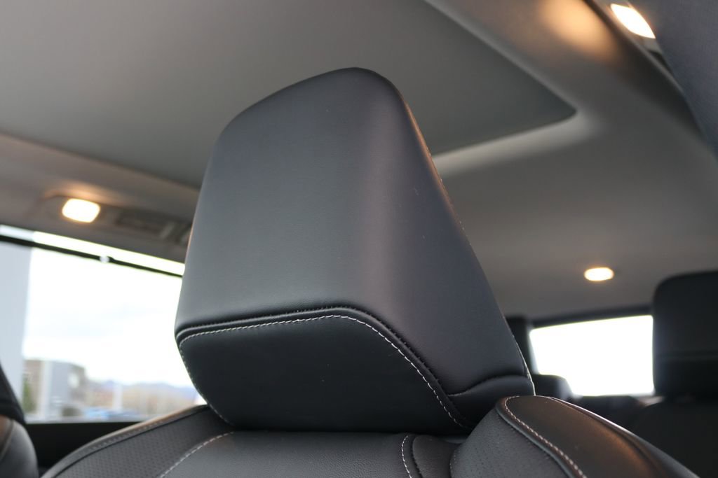 Certified 2025 INFINITI QX60 Luxe image 16