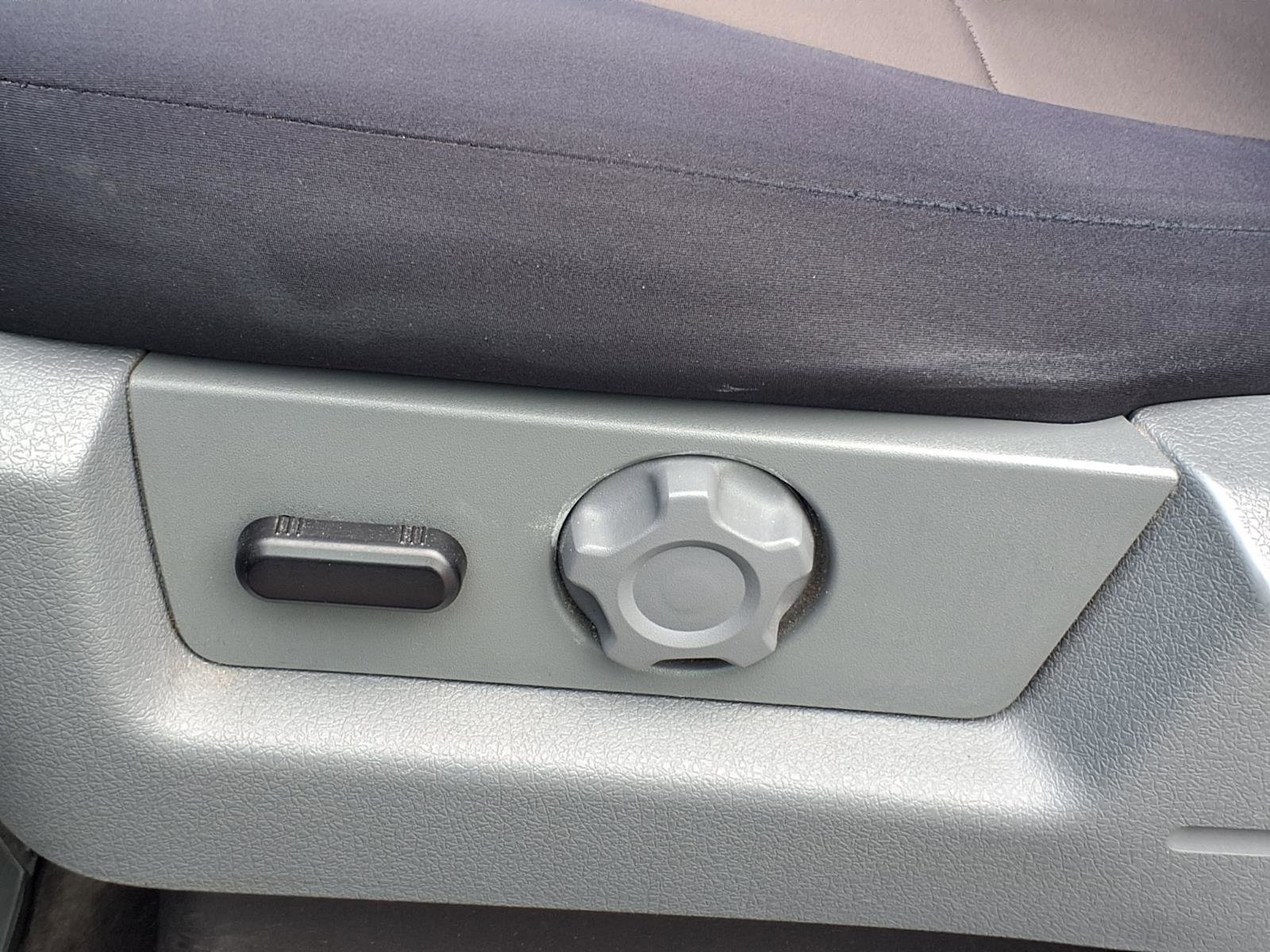 Used 2014 Ford F150 XLT w/ Equipment Group 302A Luxury image 4