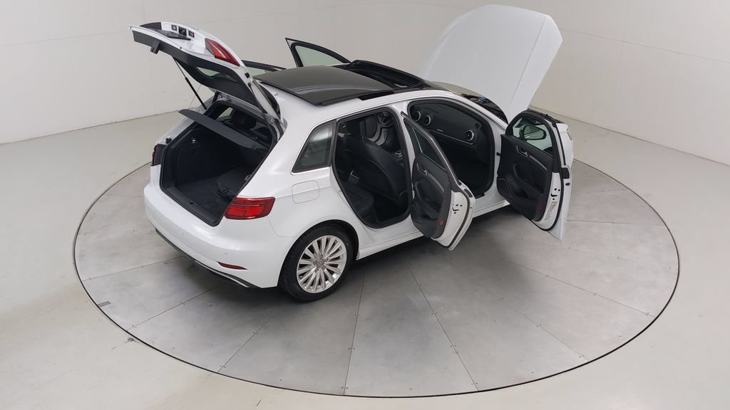Used 2018 Audi A3 e-tron Prestige w/ Prestige Package FWD image 50