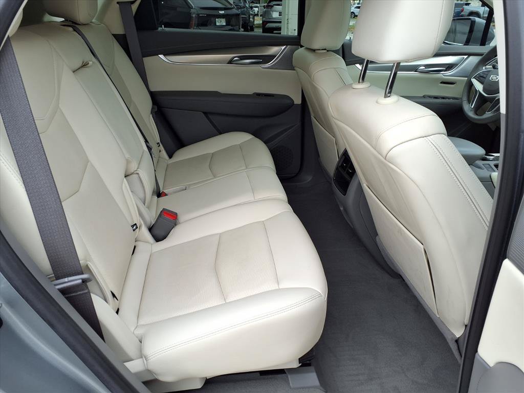 Used 2023 Cadillac XT5 Premium Luxury FWD image 13
