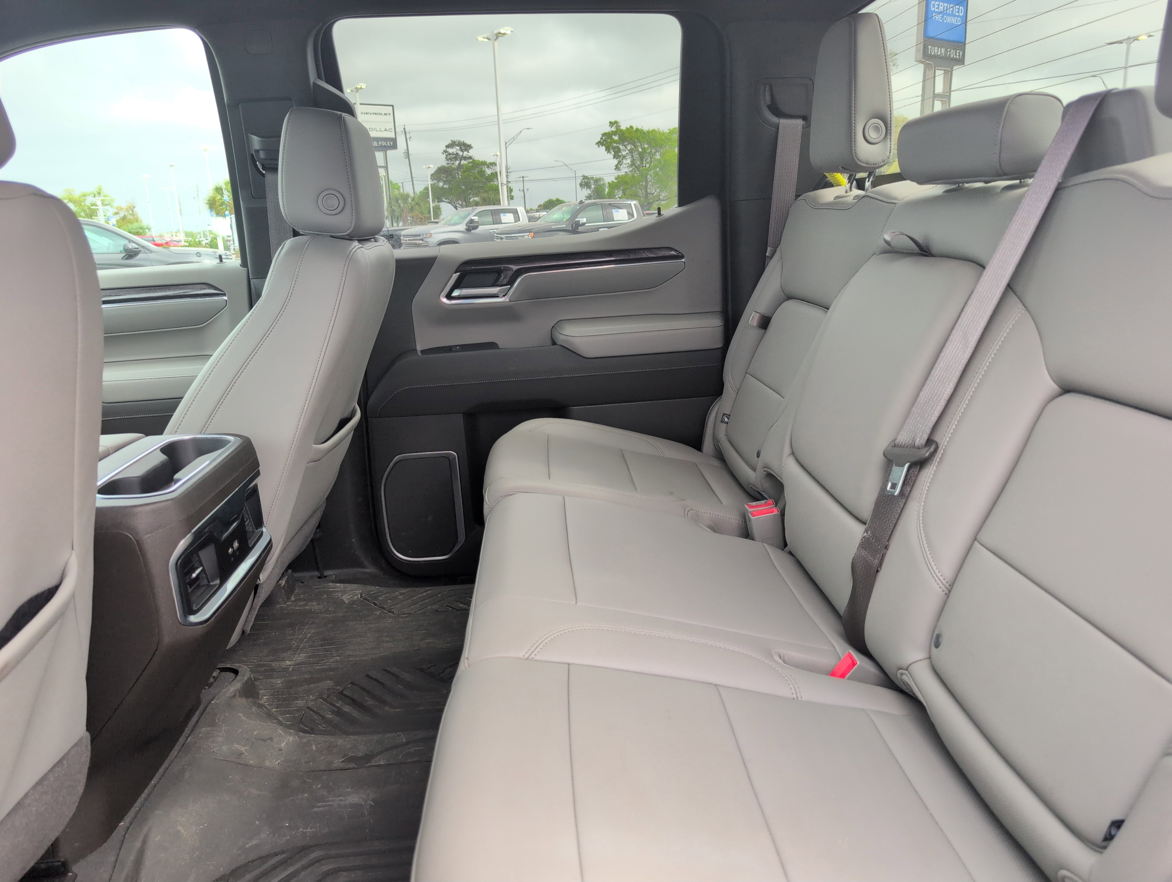 Used 2023 Chevrolet Silverado 1500 LTZ image 33