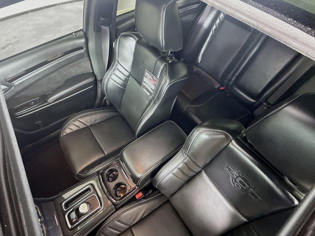 Used 2023 Chrysler 300 C image 21
