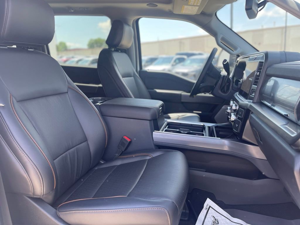 New 2025 Ford F250 Lariat w/ Lariat Ultimate Package image 11