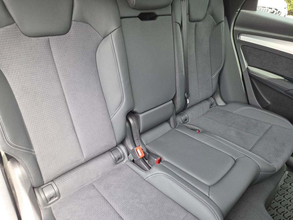Certified 2024 Audi Q5 e Premium Plus AWD/4WD image 30
