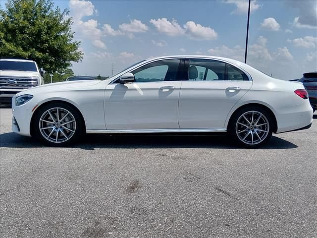 Used 2022 Mercedes-Benz E 350 Sedan image 5