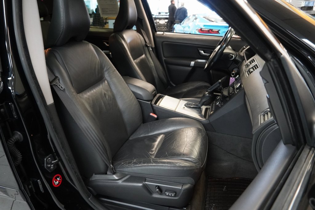 Used 2013 Volvo XC90 3.2 image 32