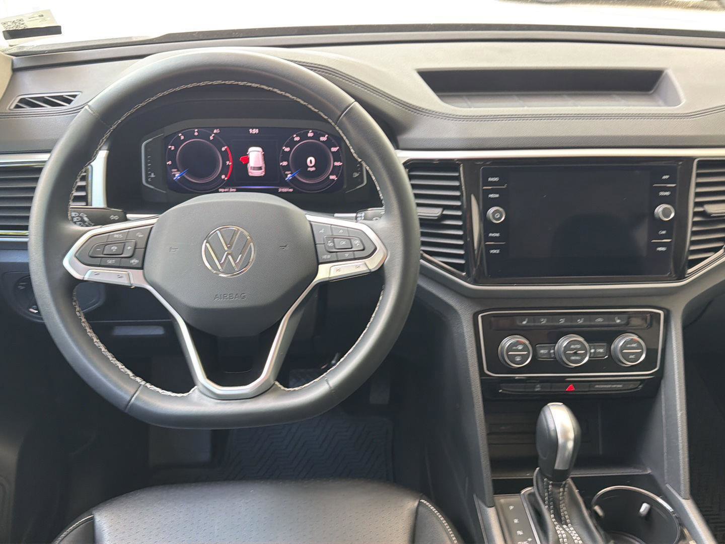 Certified 2023 Volkswagen Atlas SE AWD/4WD image 18