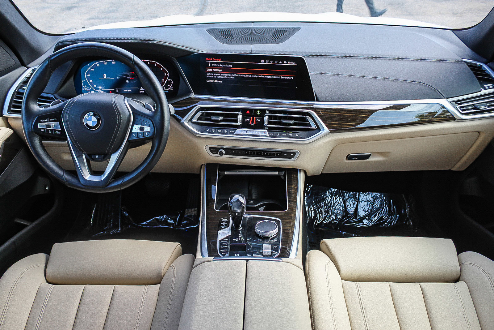 Used 2021 BMW X5 xDrive45e w/ Parking Assistance Package image 12