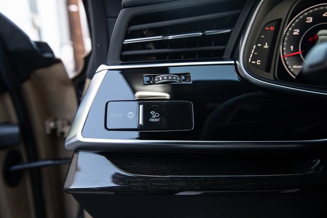 New 2025 Audi Q8 Premium Plus image 22