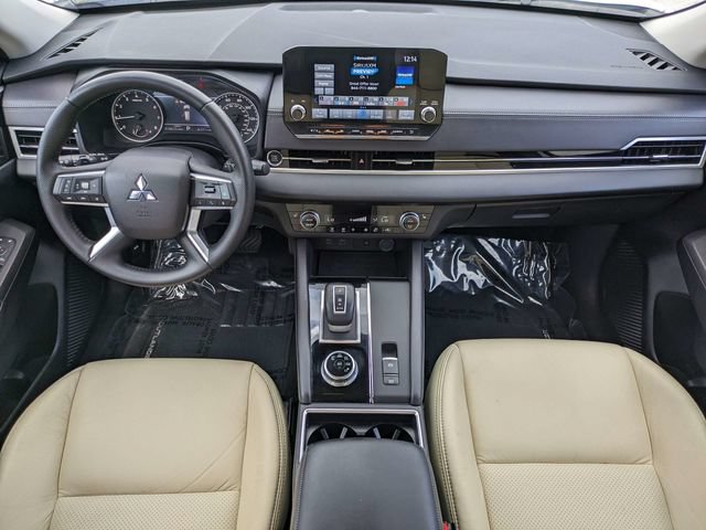 Used 2024 Mitsubishi Outlander SE FWD image 15