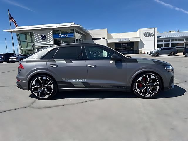 Used 2024 Audi RS Q8 AWD/4WD image 2