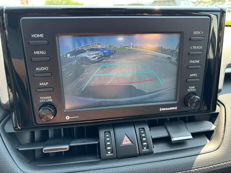 Used 2020 Toyota RAV4 XLE Premium FWD image 20