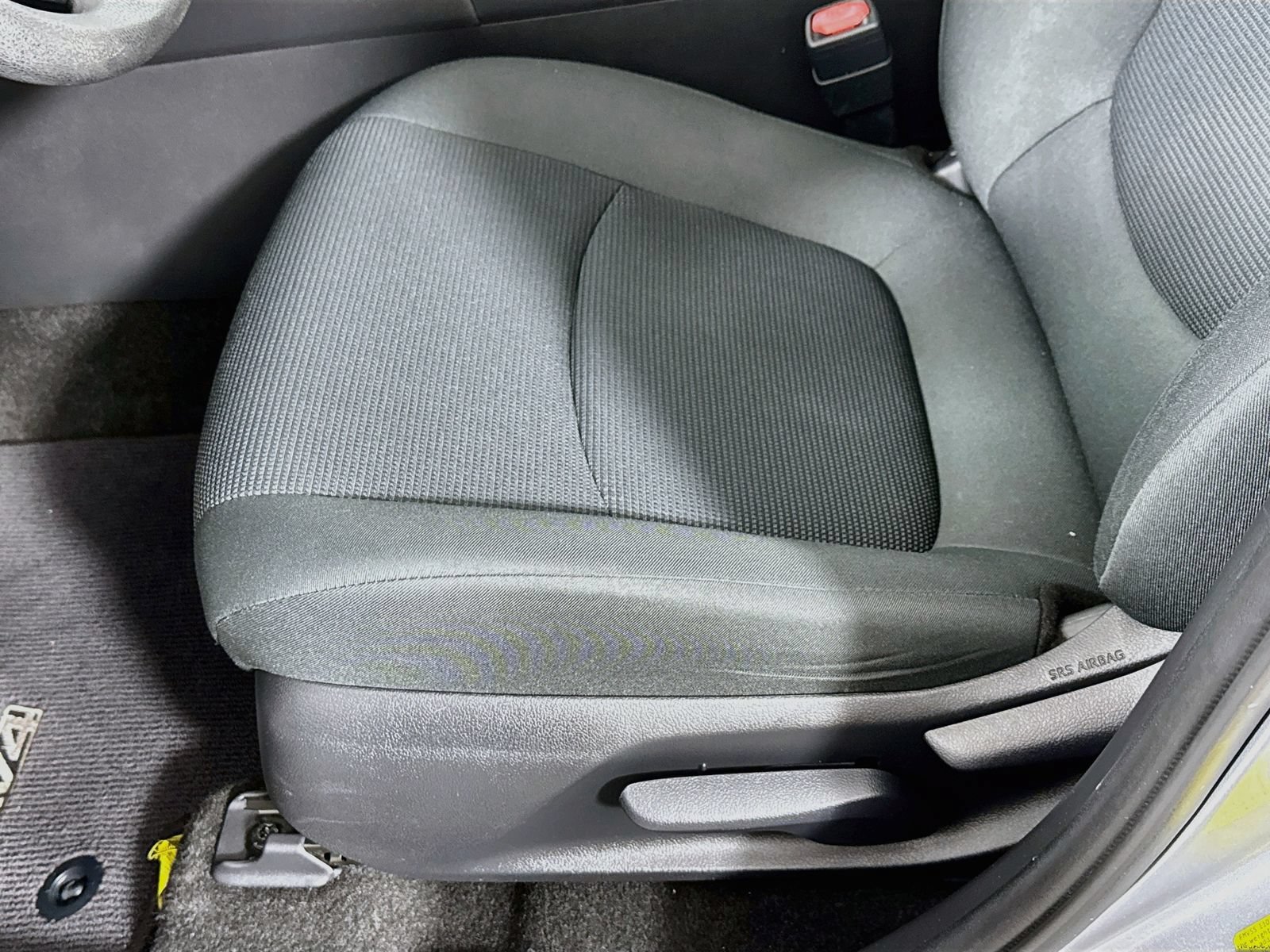 Certified 2020 Toyota RAV4 LE FWD image 18