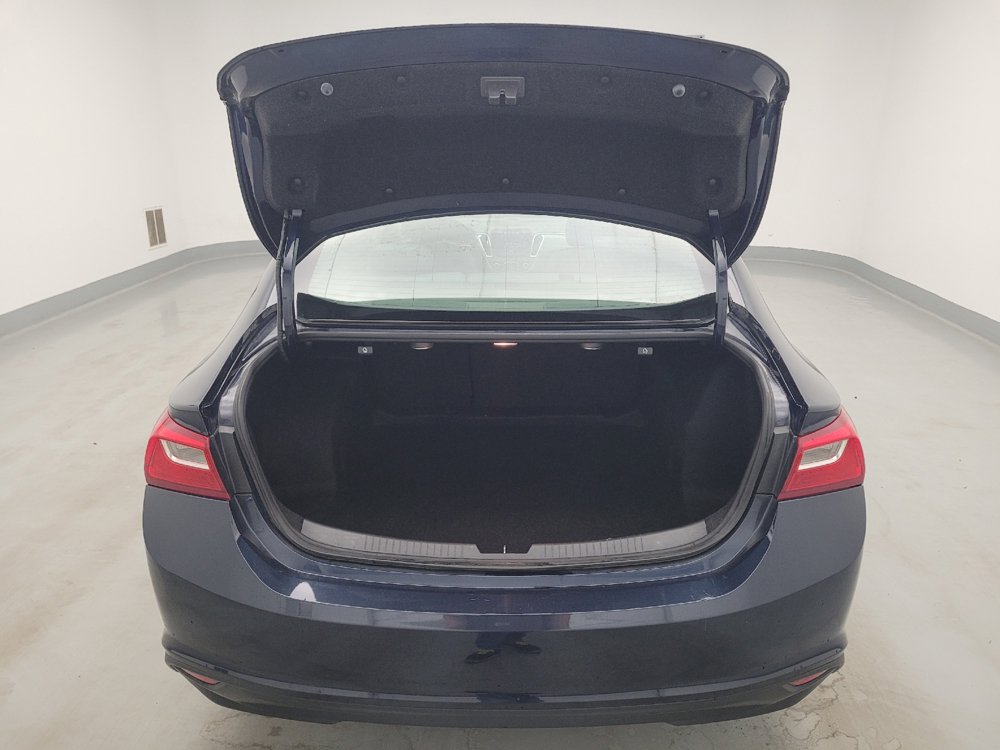Used 2018 Chevrolet Malibu LT w/ Leather Package FWD image 29