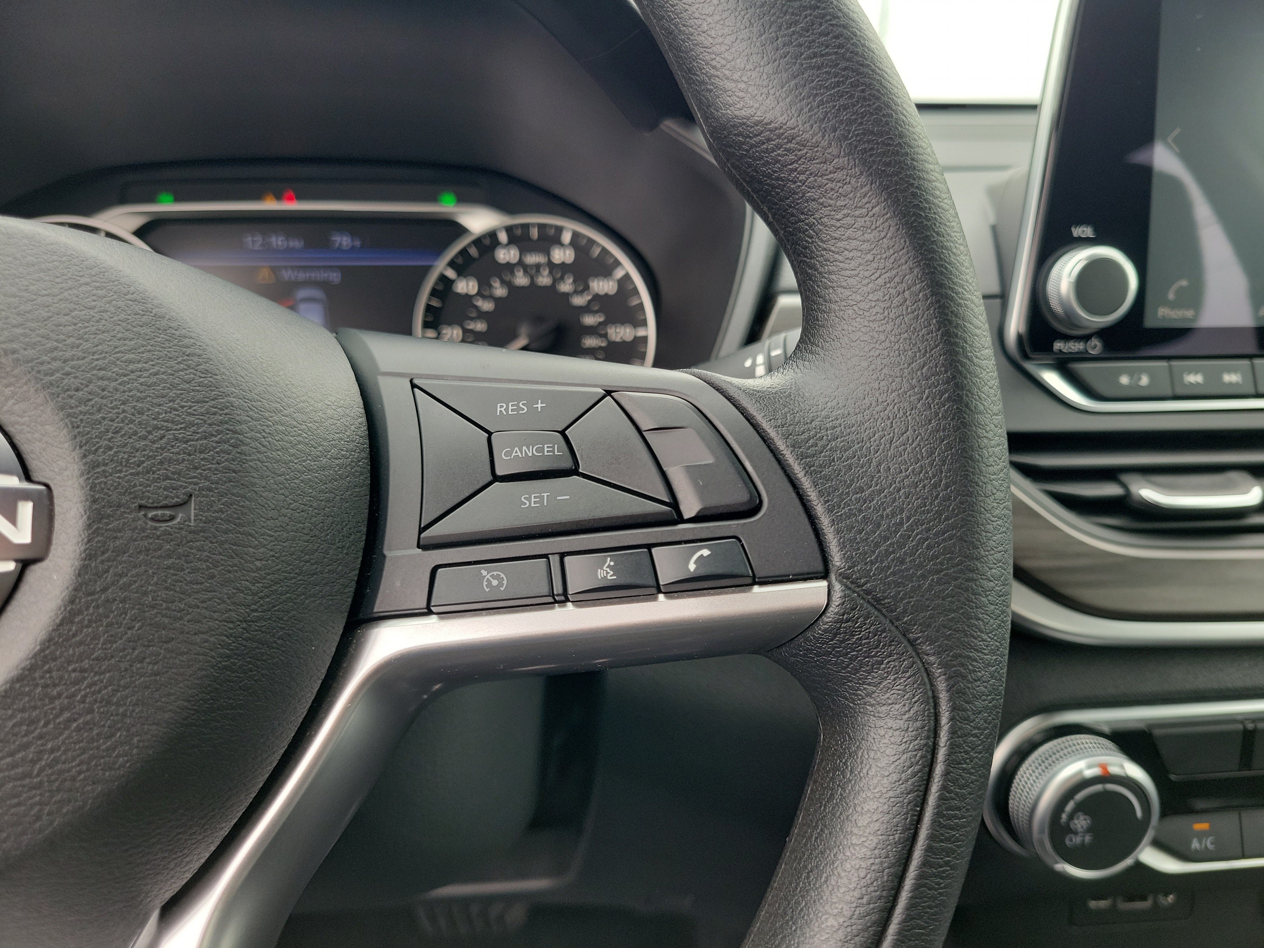 Used 2026 Nissan Altima 2.5 SV FWD image 23