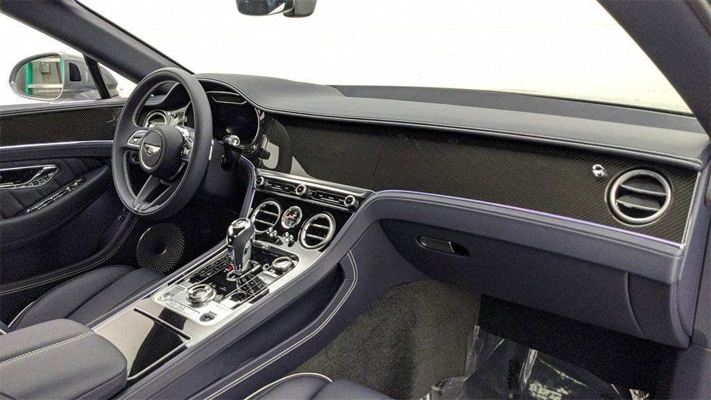 New 2024 Bentley Continental GT V8 image 9