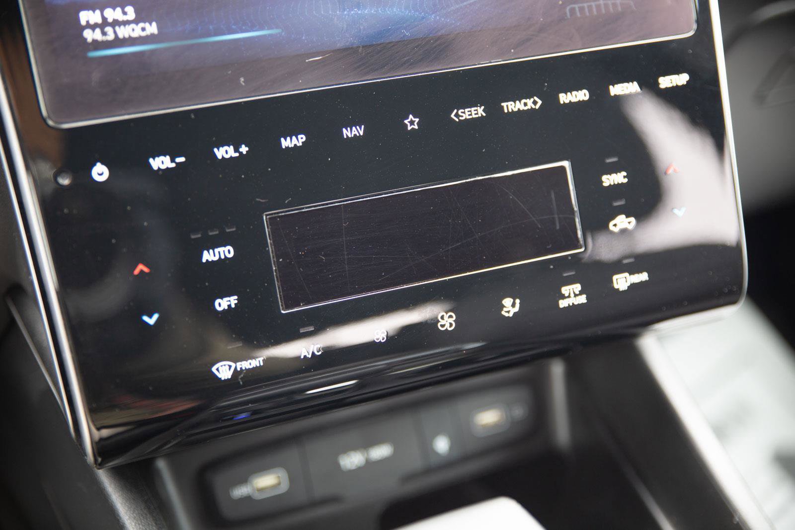 Used 2023 Hyundai Santa Cruz SEL Premium w/ Cargo Package image 11