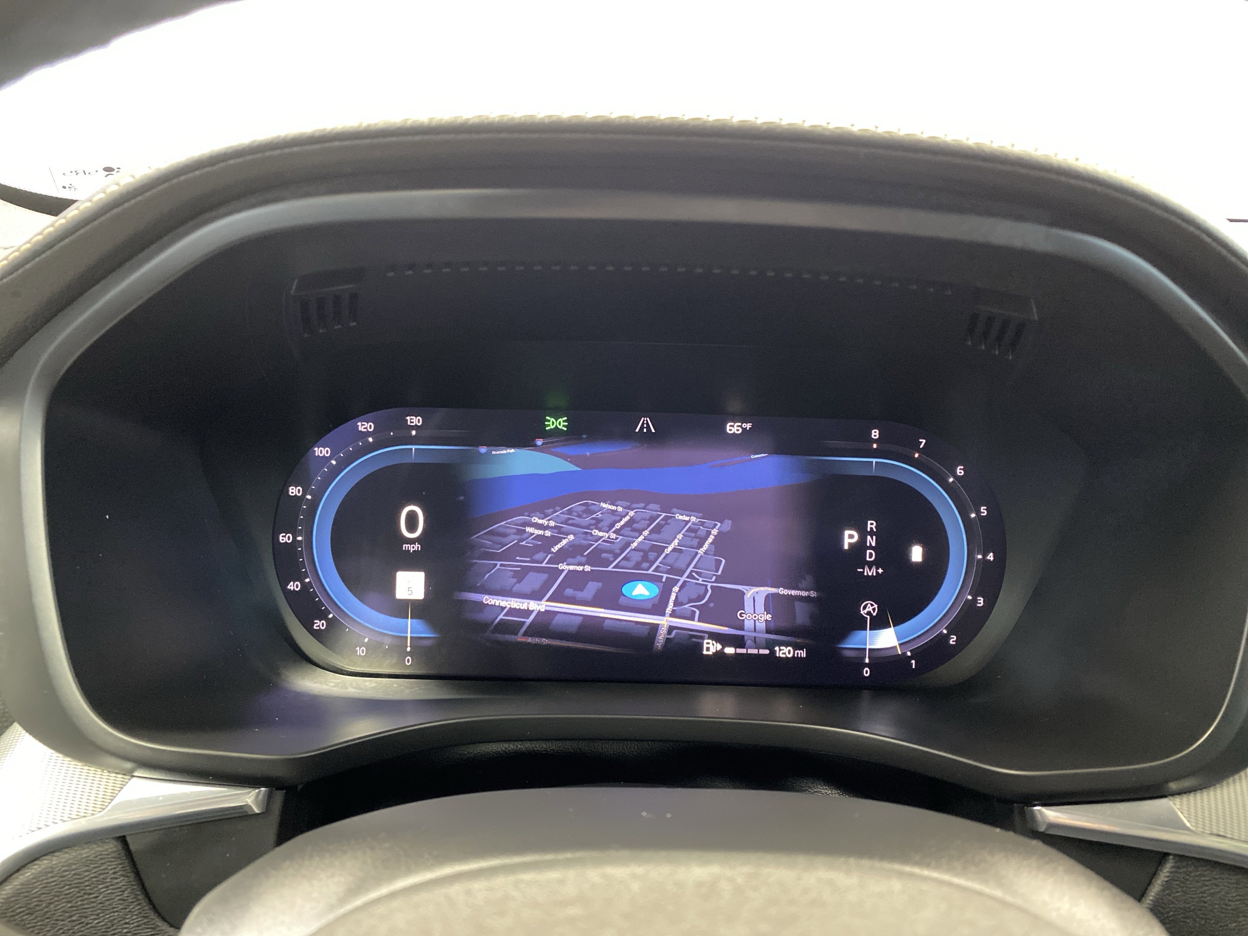 Used 2022 Volvo XC60 B5 R-Design image 21