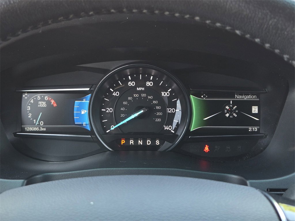 Used 2016 Ford Explorer Limited image 18